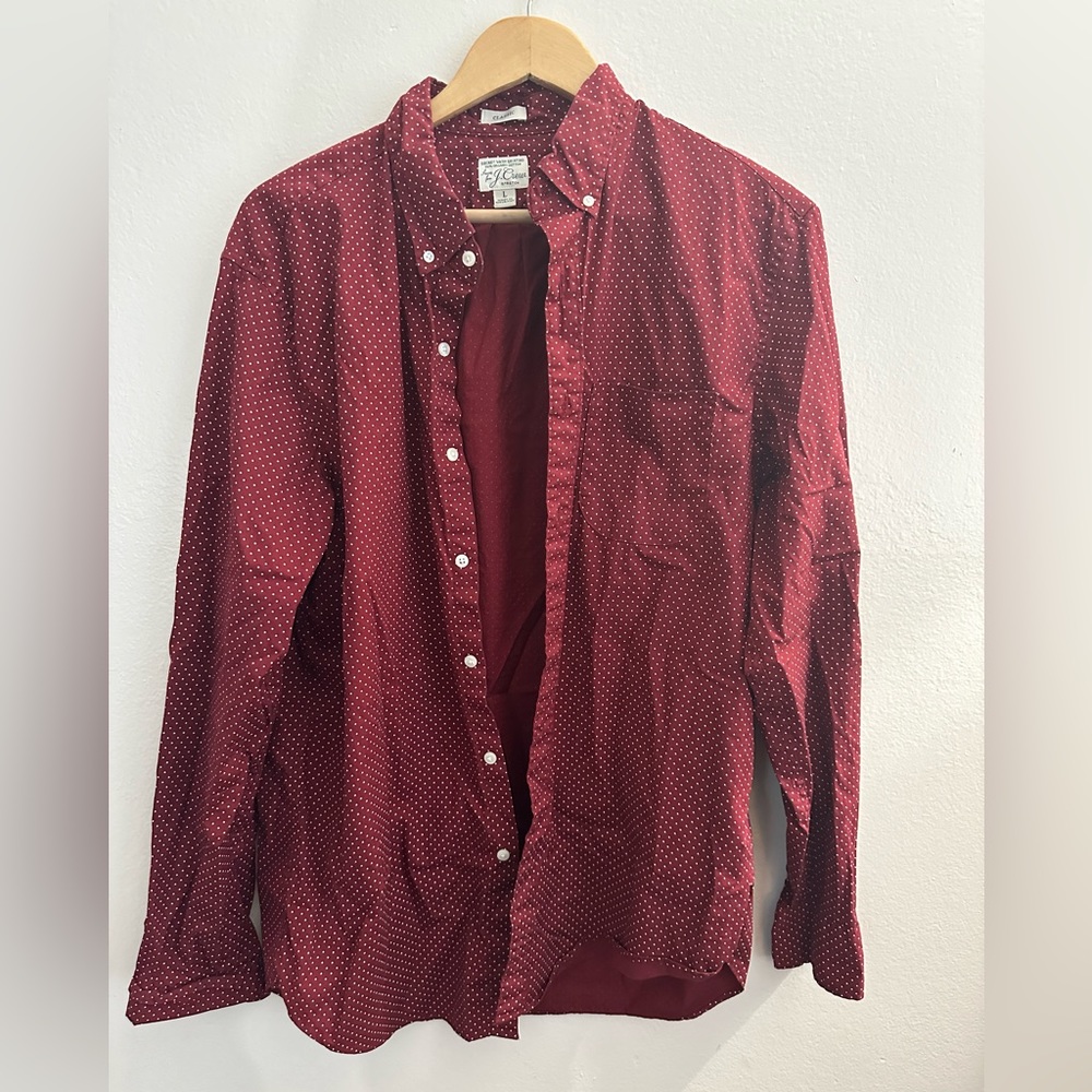 JCREW BUTTON UP CLASSIC FIT
Button down collar